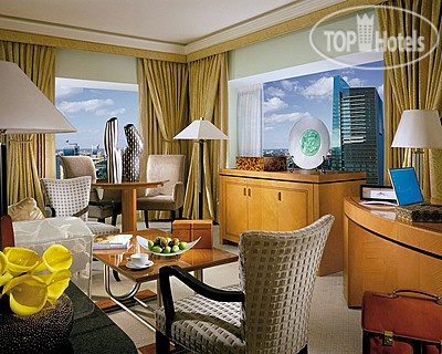 Фото Four Seasons Hotel Miami