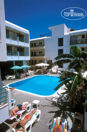 Фото Poseidon Hotel and Apartments