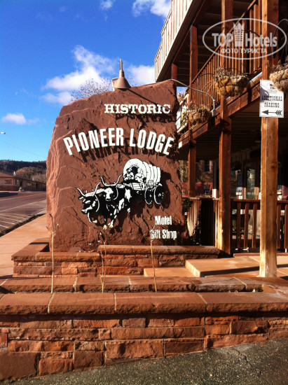 Фото The Historic Pioneer Lodge Springdale